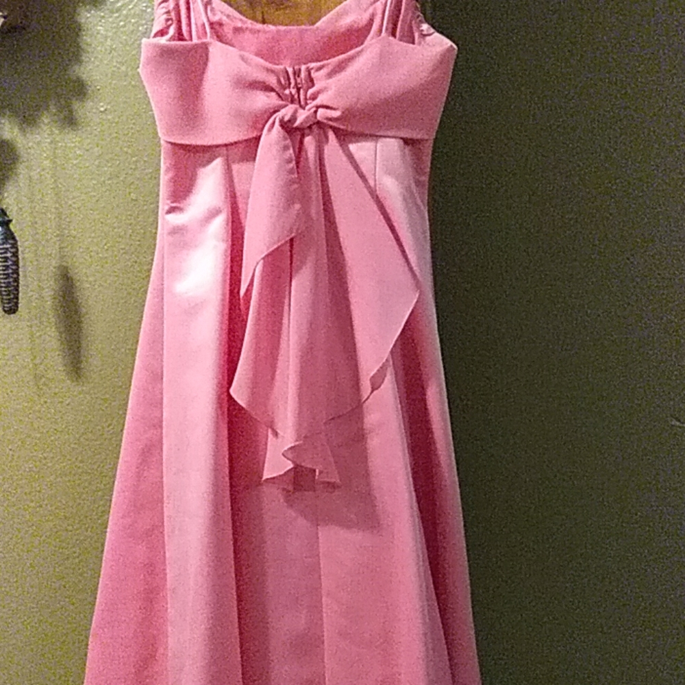 Dress - Picture 2 of 4